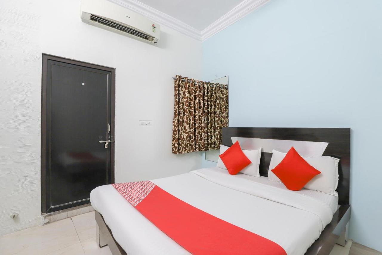 Hotel Jasmine Ahmedabad Ngoại thất bức ảnh