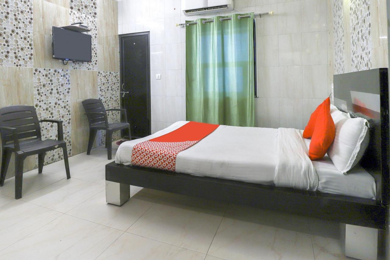 Hotel Jasmine Ahmedabad Ngoại thất bức ảnh