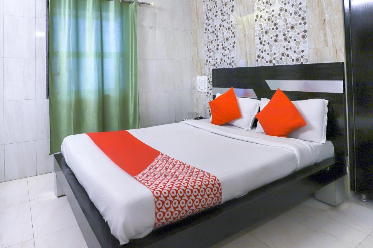 Hotel Jasmine Ahmedabad Ngoại thất bức ảnh