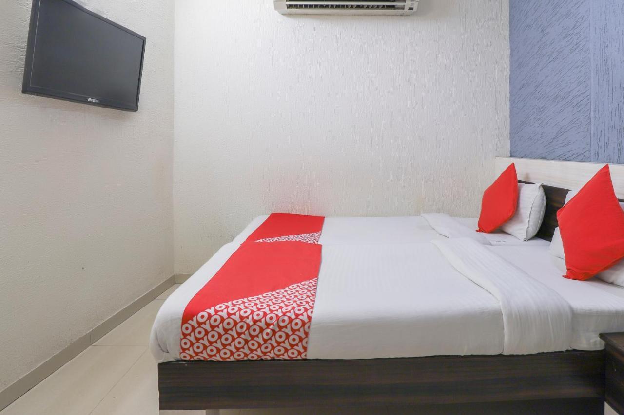 Hotel Jasmine Ahmedabad Ngoại thất bức ảnh