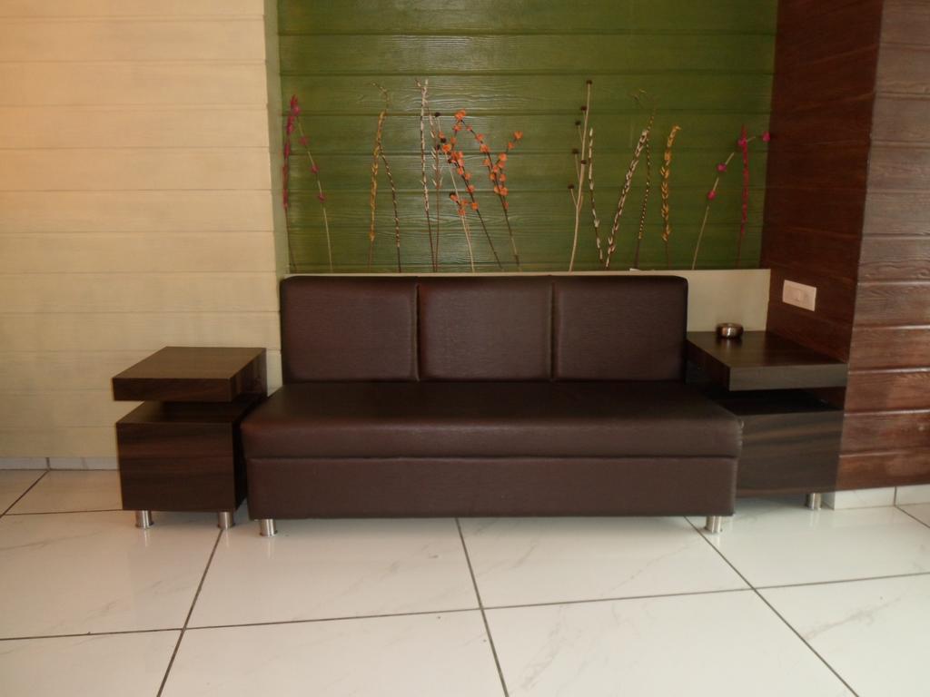 Hotel Jasmine Ahmedabad Ngoại thất bức ảnh