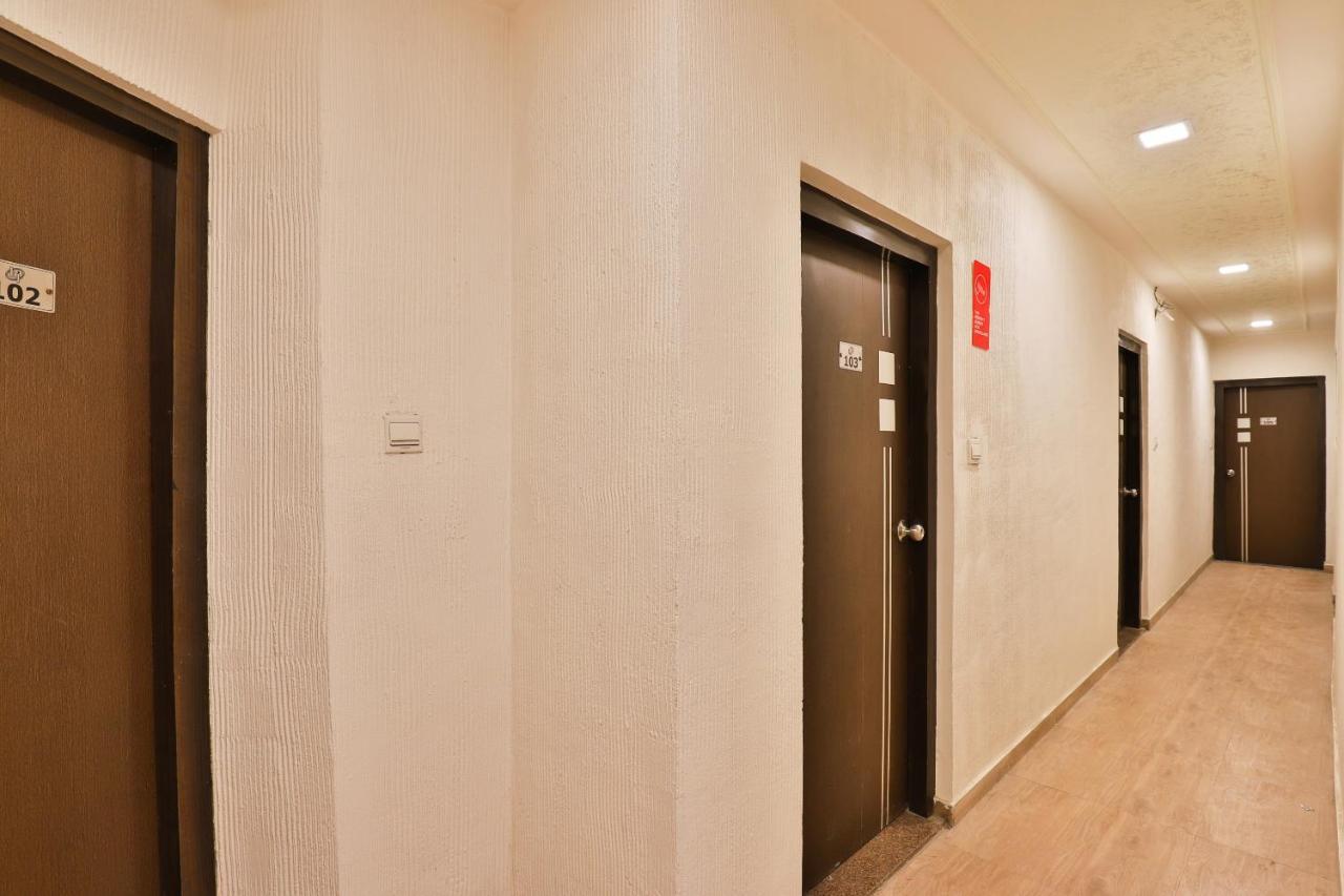 Hotel Jasmine Ahmedabad Ngoại thất bức ảnh