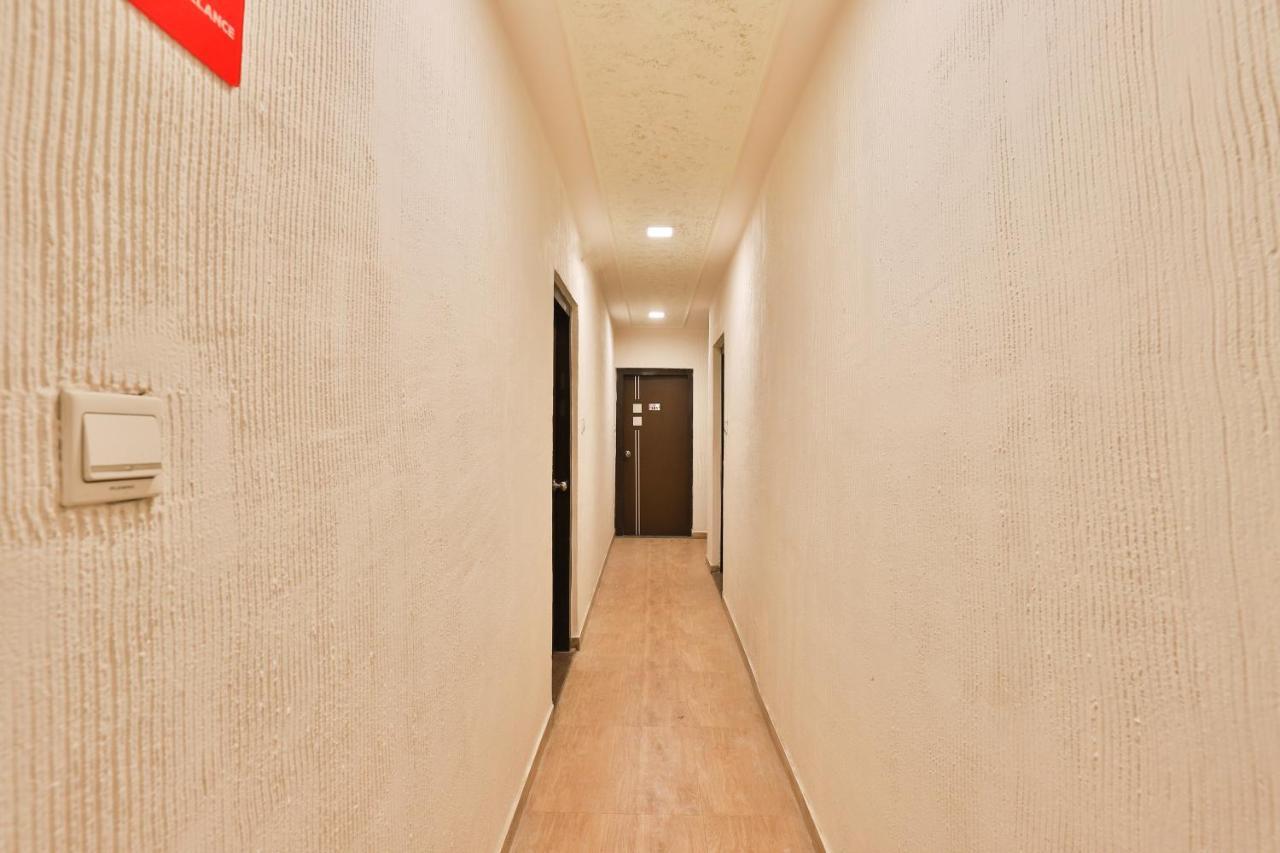 Hotel Jasmine Ahmedabad Ngoại thất bức ảnh