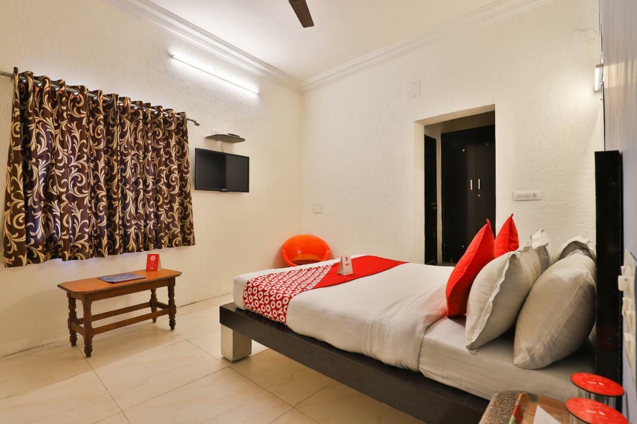 Hotel Jasmine Ahmedabad Ngoại thất bức ảnh